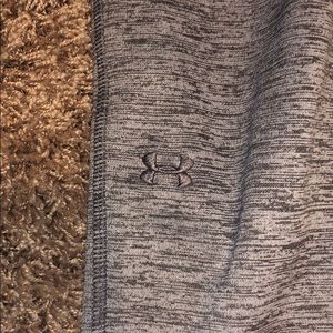 Grey under armor sweats!